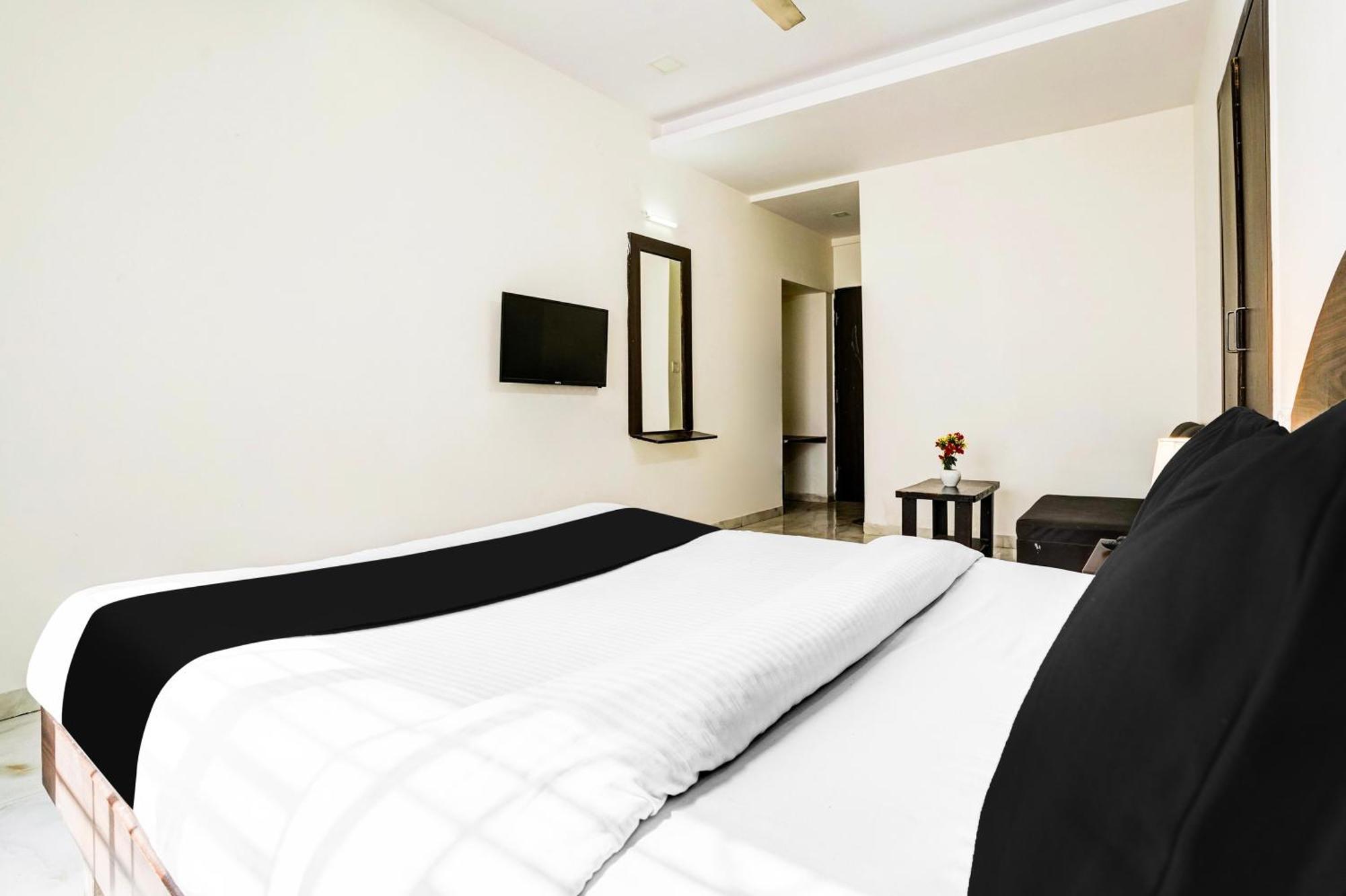 Super Hotel O Nashik Near Vijay Mamta Theatre Formerly Sahara Inn Exterior foto