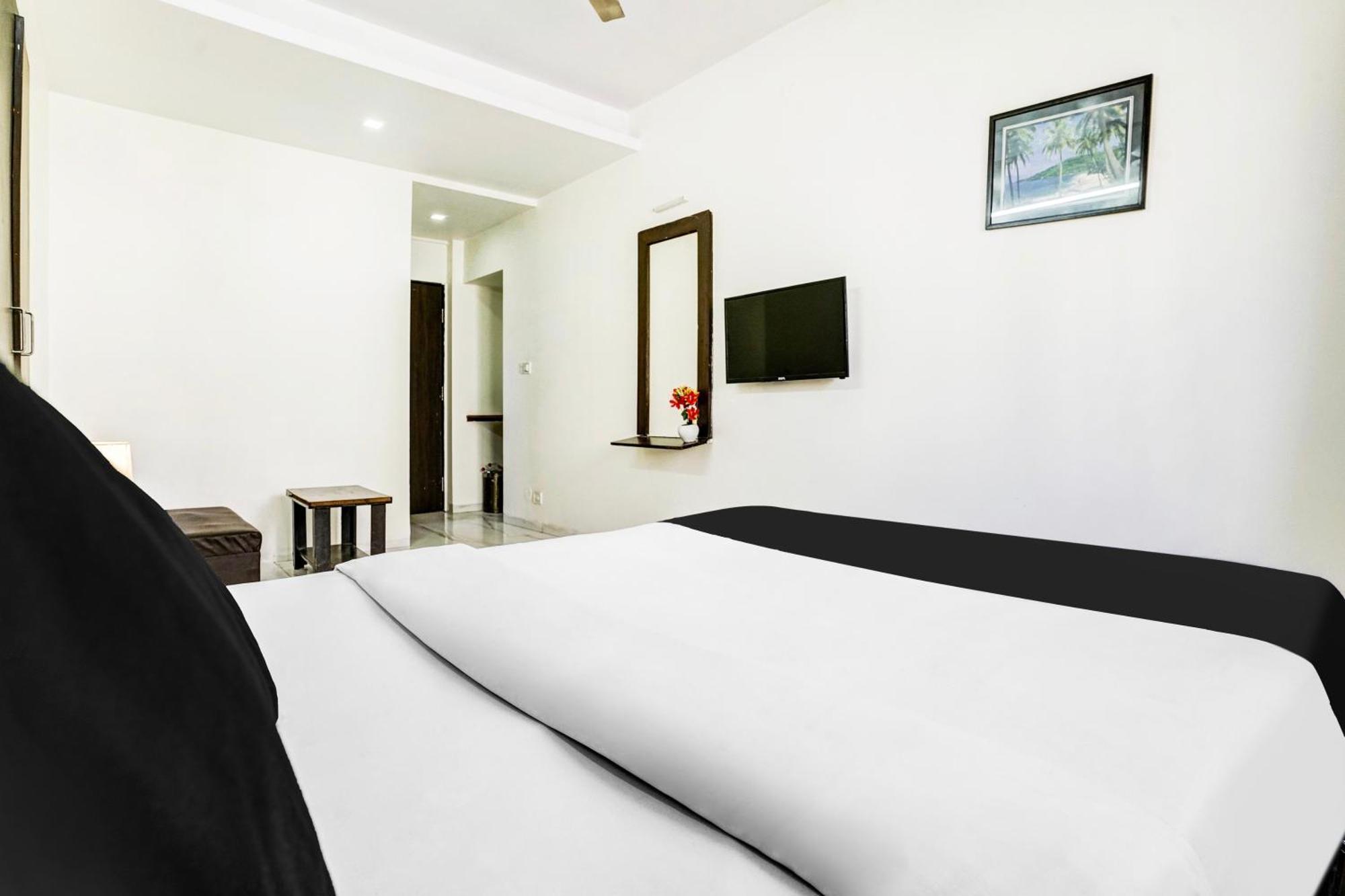 Super Hotel O Nashik Near Vijay Mamta Theatre Formerly Sahara Inn Exterior foto