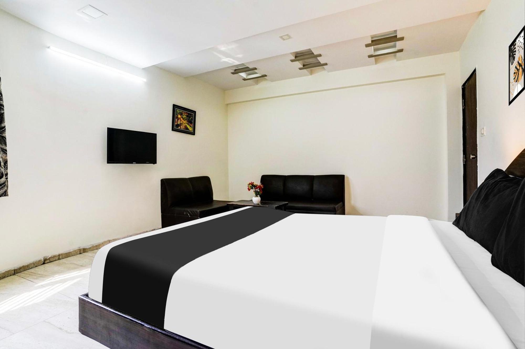 Super Hotel O Nashik Near Vijay Mamta Theatre Formerly Sahara Inn Exterior foto